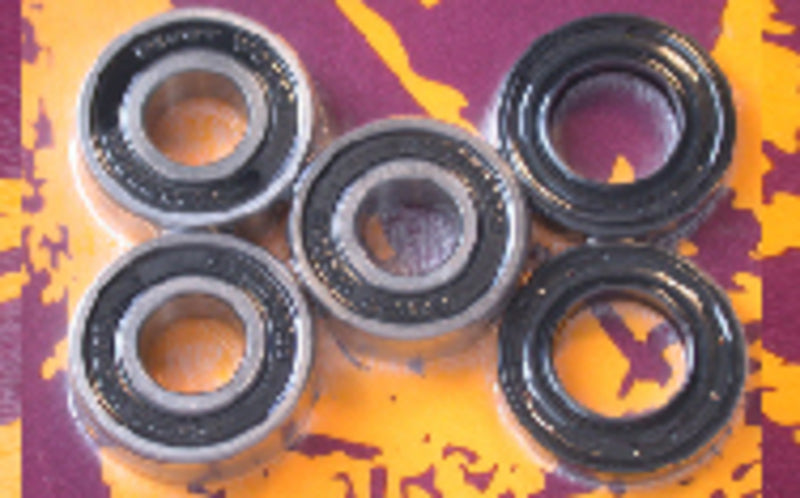 PIVOT WORKS Rear Wheel Bearings And Seals Kit