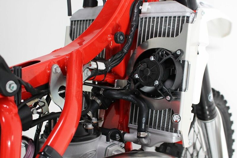 AXP Aluminium Radiator guard - Beta RR