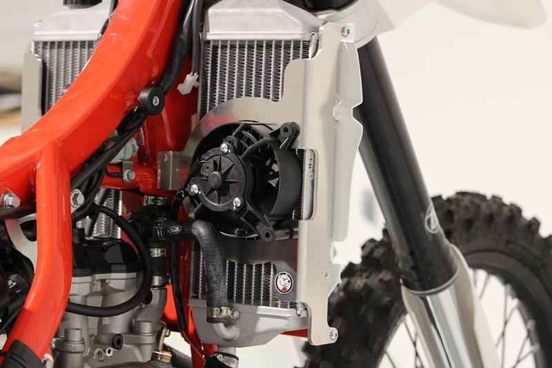 AXP Aluminium Radiator guard - Beta RR