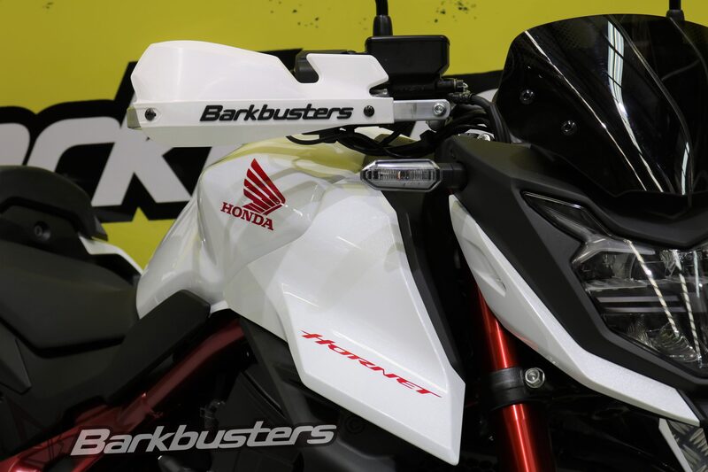 BARKBUSTERS Hardware Kit Two Point Mount