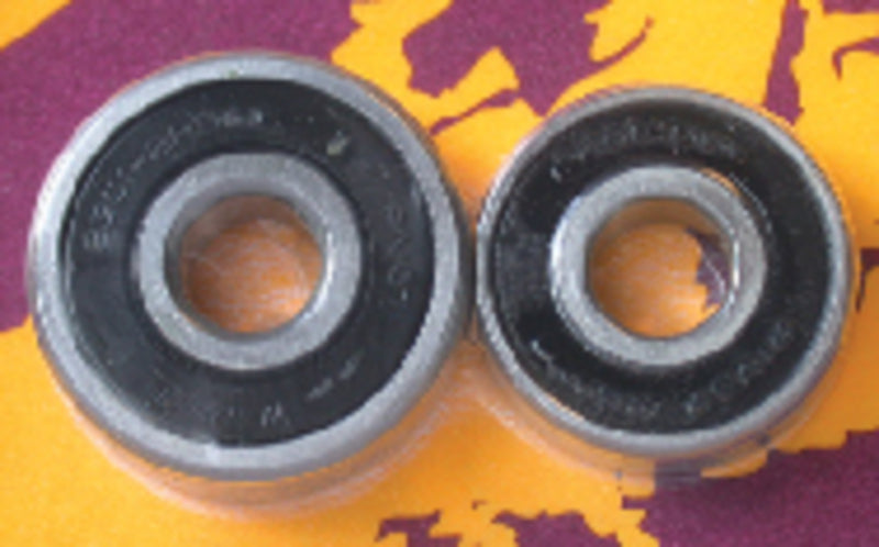 PIVOT WORKS Front Wheel Bearings And Seals Kit