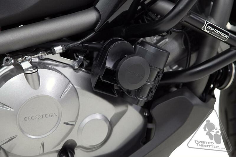 DENALI Soundbomb Horn Mount Honda NC700X