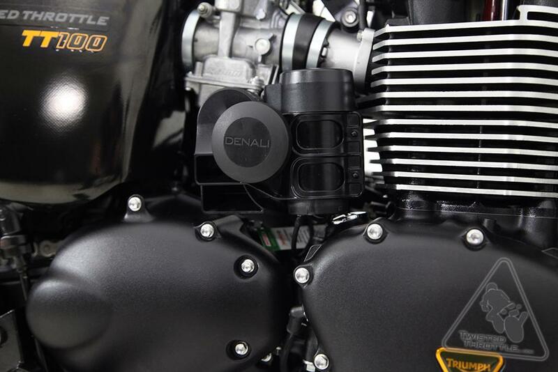 DENALI Soundbomb Horn Mount Triumph Bonneville/Thruxton
