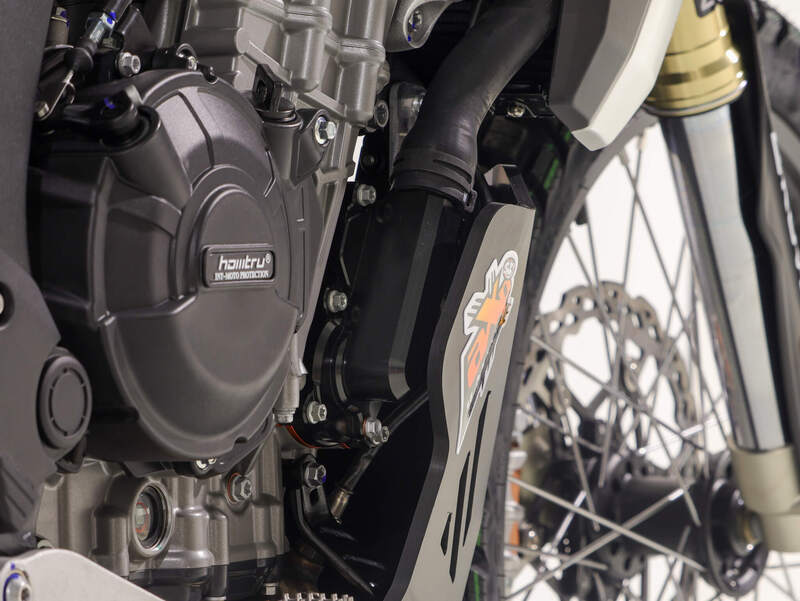 AXP Adventure Skid Plate - HDPE 8mm